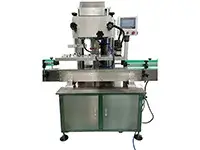 Tappatrice automatica a quattro ruote