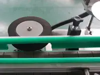 Etichettatrice automatica per prodotti rotondi