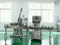 Tappatrice automatica sottovuoto