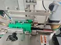 Tappatrice automatica sottovuoto